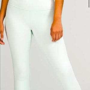 Lululemon Align Leggings, size 8. Only worn 3 times- like new